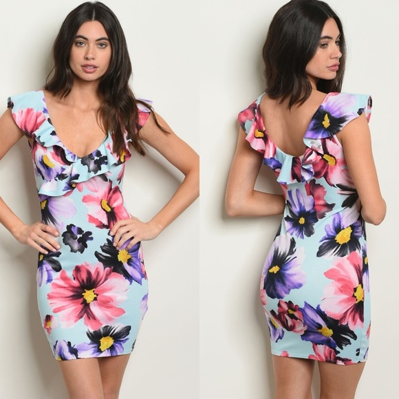 Dresses & Skirts - Light Blue Floral Dress